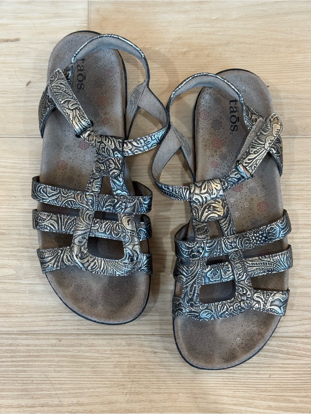 Taos Footwear Metallic Silver Floral Embossed Sandals